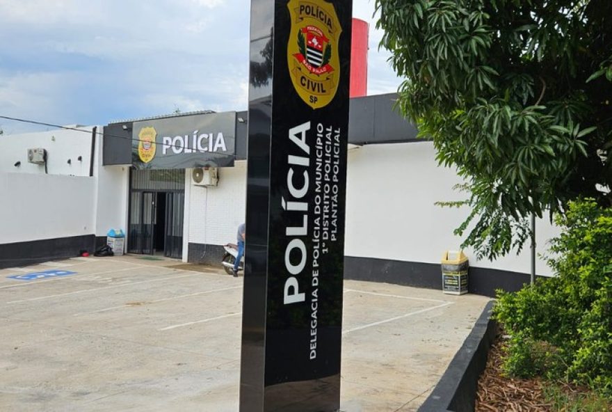 mulher-e-presa-suspeita-de-homicidio-em-briga-com-vizinha-em-santa-barbara-doeste