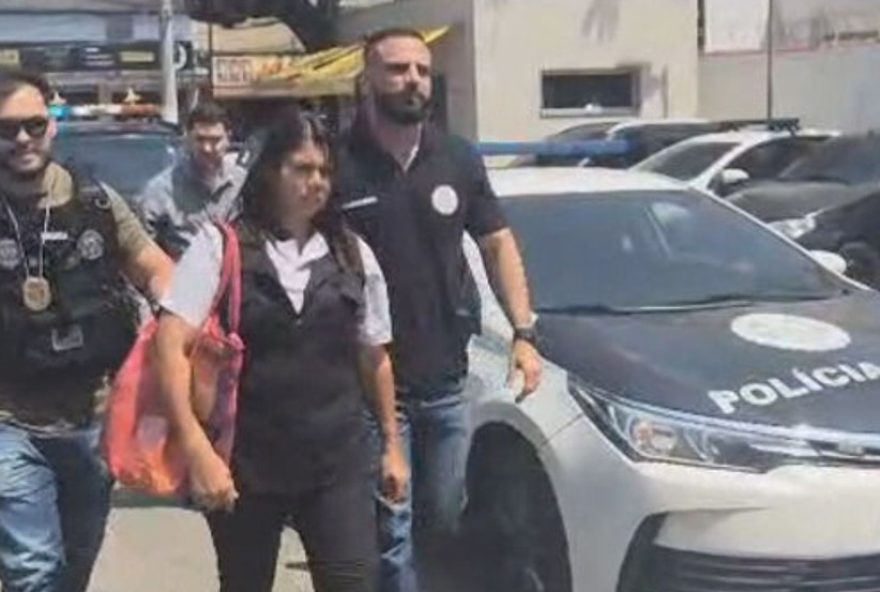 mulher-e-presa-suspeita-de-matar-pai-com-veneno-em-feijoada-na-baixada-fluminense-e-conexao-com-homicidios-em-guarulhos