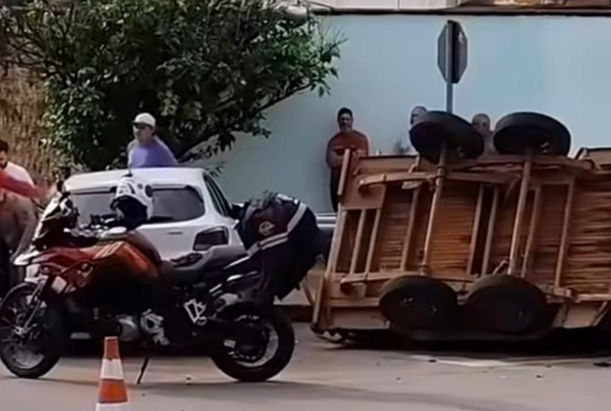 mulher-ferida-em-acidente-envolvendo-carretinha-em-goiania mulher-ferida-em-acidente-envolvendo-carretinha-em-goiania