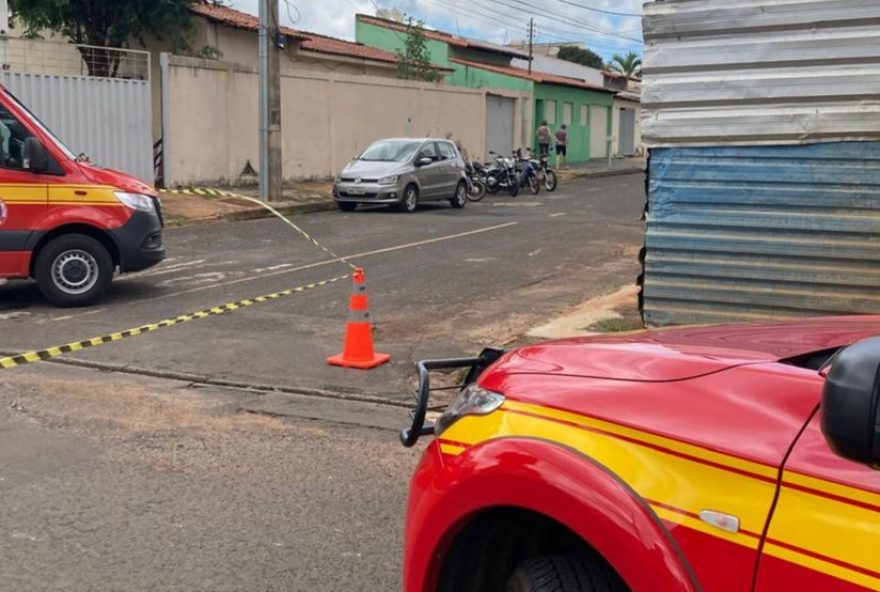 mulher-morre-atropelada3A-tragedias-no-transito-de-uberlandia-alertam-para-a-importancia-da-seguranca-viaria