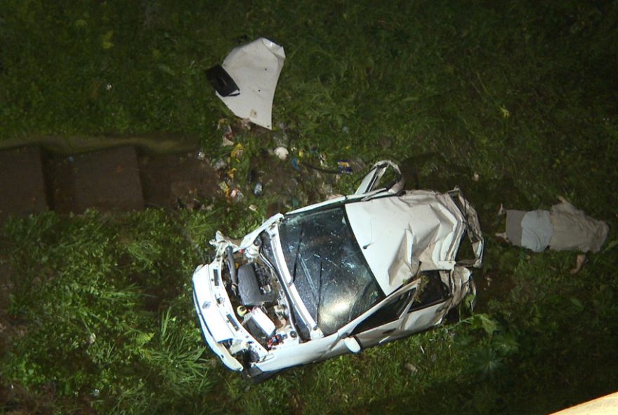 mulher-morre-em-acidente-na-br-277-apos-carro-ser-atingido-durante-ultrapassagem