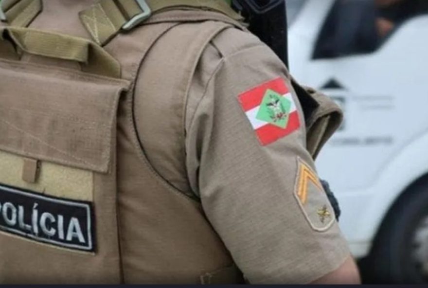 mulher-presa-por-homicidio-apos-briga-com-companheiro-em-jaragua-do-sul2C-diz-pm mulher-presa-por-homicidio-apos-briga-com-companheiro-em-jaragua-do-sul2C-diz-pm