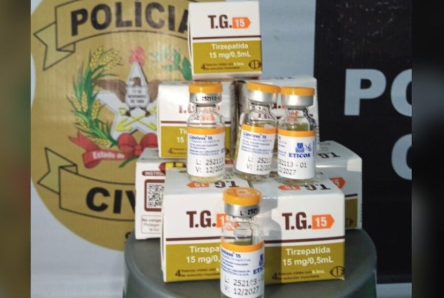 mulher-presa-por-vender-remedio-irregular-para-emagrecer-em-florianopolis3A-operacao-shape-fake mulher-presa-por-vender-remedio-irregular-para-emagrecer-em-florianopolis3A-operacao-shape-fake