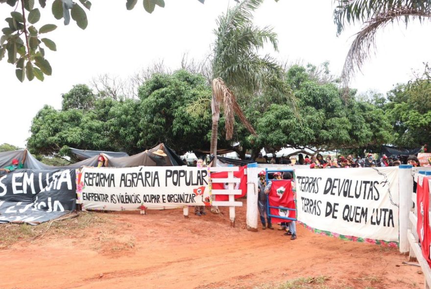 mulheres-do-mst-ocupam-fazenda-em-presidente-epitacio-sp-jornada-nacional-de-luta mulheres-do-mst-ocupam-fazenda-em-presidente-epitacio-sp-jornada-nacional-de-luta