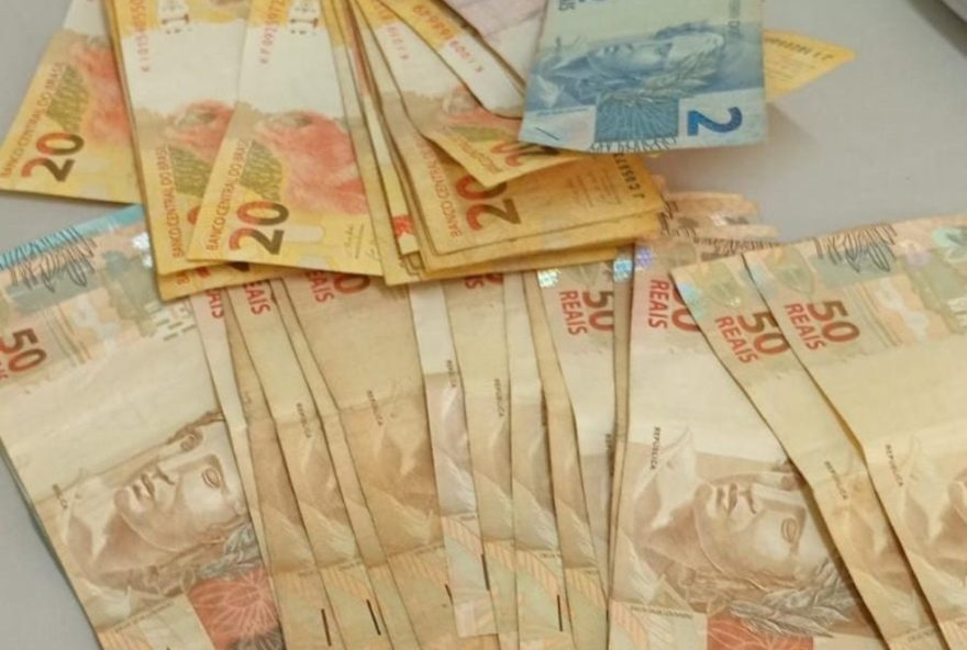 mulheres-recebem-orientacao-gratuita-sobre-violencia-patrimonial3A-saiba-mais mulheres-recebem-orientacao-gratuita-sobre-violencia-patrimonial3A-saiba-mais