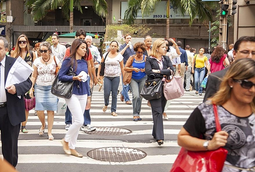 Pnad Contínua: homens recebiam R$ 3.154; e as mulheres, R$ 2.451