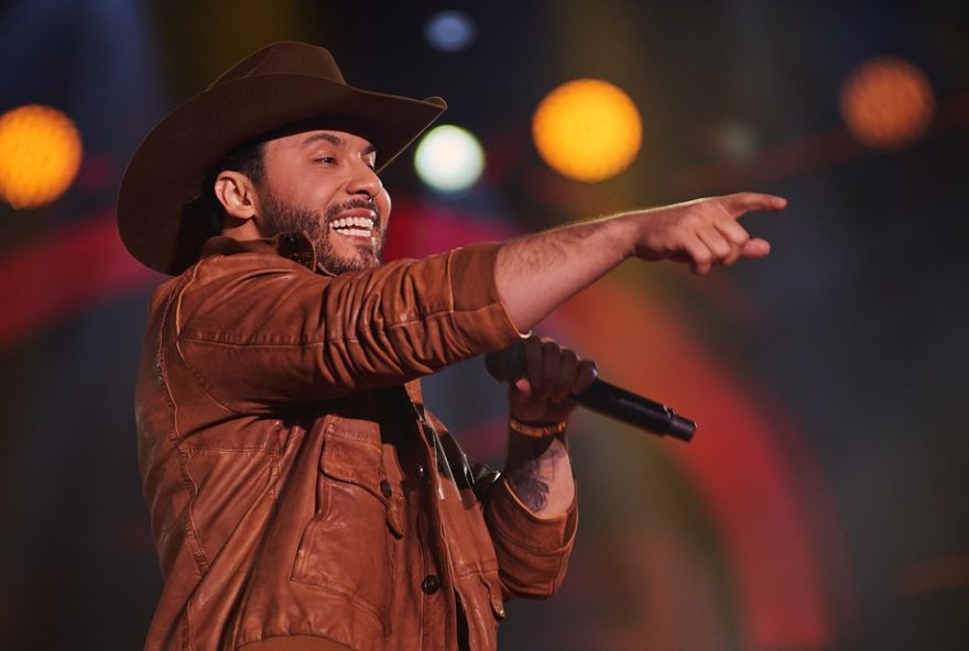 murilo-huff-volta-para-casa-apos-ser-internado-no-hospital-albert-einstein3A-noiva-tranquiliza-fas