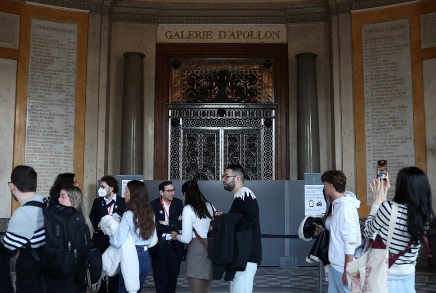 museu-do-louvre-planeja-adicionar-100-cameras-para-reforcar-seguranca