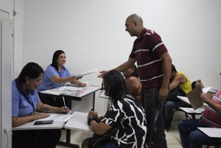 mutirao-de-empregos-em-santos3A-60-vagas-disponiveis-em-7-areas3B-saiba-como-participar