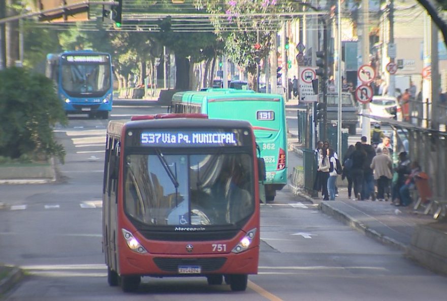 mutirao-em-juiz-de-fora3A-vagas-de-motoristas-de-onibus-abertas-saiba-como-participar-agora