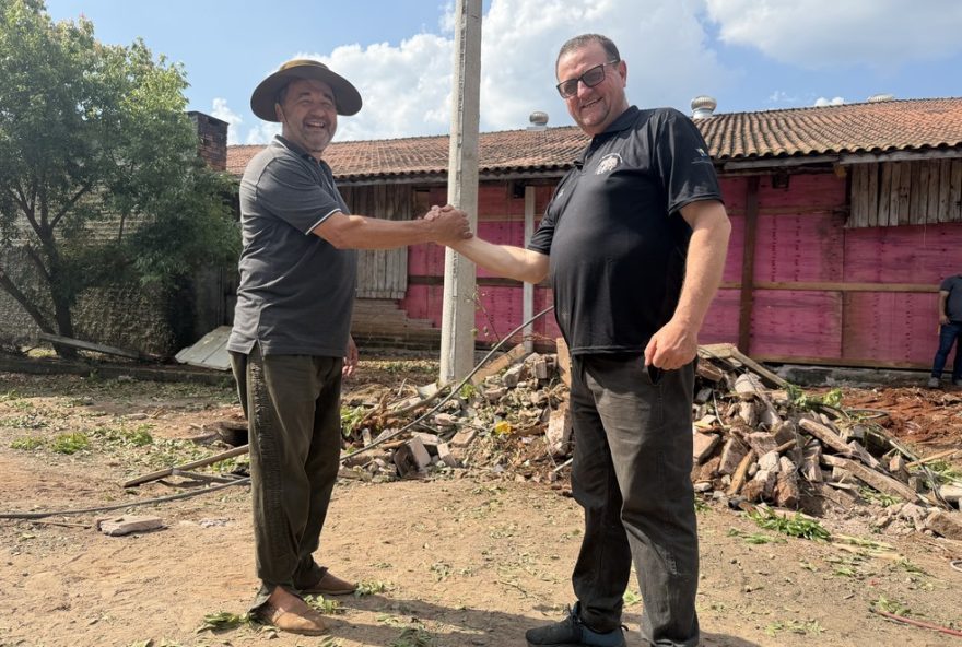 mutirao-recupera-ctg-em-estancia-velha-apos-acidente-com-caminhao mutirao-recupera-ctg-em-estancia-velha-apos-acidente-com-caminhao