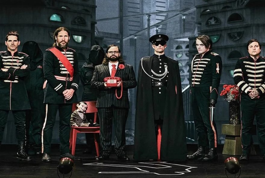 my-chemical-romance3A-como-a-banda-conquistou-um-publico-jovem-e-renovado-no-brasil2C-mesmo-apos-18-anos my-chemical-romance3A-como-a-banda-conquistou-um-publico-jovem-e-renovado-no-brasil2C-mesmo-apos-18-anos