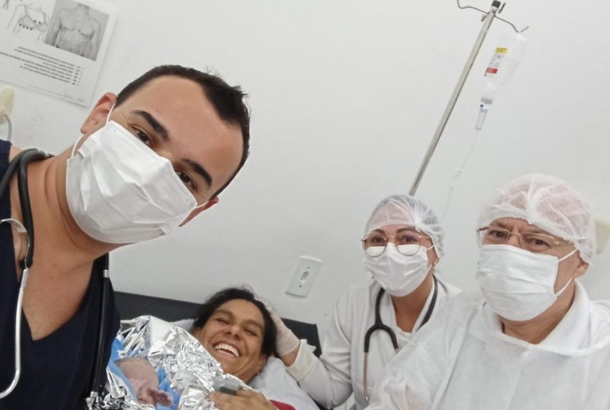 nascimento-emocionante-de-gael-aytan3A-surpresas-da-vida-no-agf-velha nascimento-emocionante-de-gael-aytan3A-surpresas-da-vida-no-agf-velha