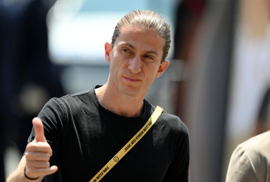 negociacoes-em-andamento3A-filipe-luis-deve-renovar-com-flamengo