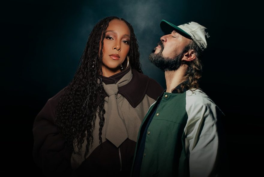 negra-li-e-a-unica-mulher-no-time-de-convidados-de-gabriel-o-pensador3A-gravacao-do-show-acustico-33-no-rio negra-li-e-a-unica-mulher-no-time-de-convidados-de-gabriel-o-pensador3A-gravacao-do-show-acustico-33-no-rio