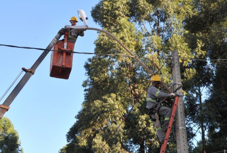 neoenergia-realiza-recondutoramento-de-rede-e-gama-fica-sem-energia-nesta-segunda-13-confira-enderecos-afetados