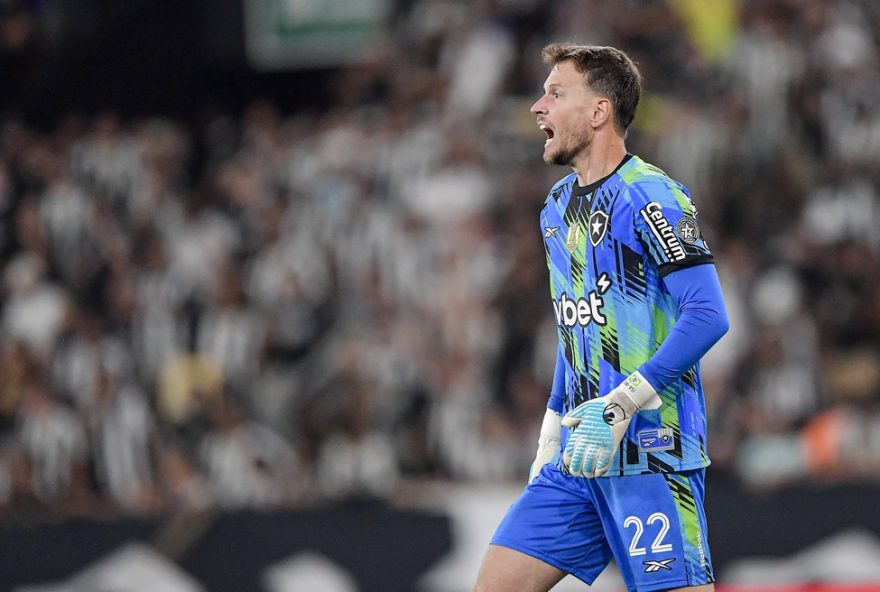 RJ - RIO DE JANEIRO - 11/09/2025 - COPA DO BRASIL 2025, BOTAFOGO X VASCO - Neto goleiro do Botafogo durante partida contra o Vasco no estadio Engenhao pelo campeonato Copa Do Brasil 2025. Foto: Thiago Ribeiro/AGIF