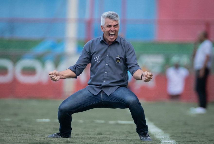 neto-colucci3A-o-treinador-determinado-que-conquistou-o-volta-redonda