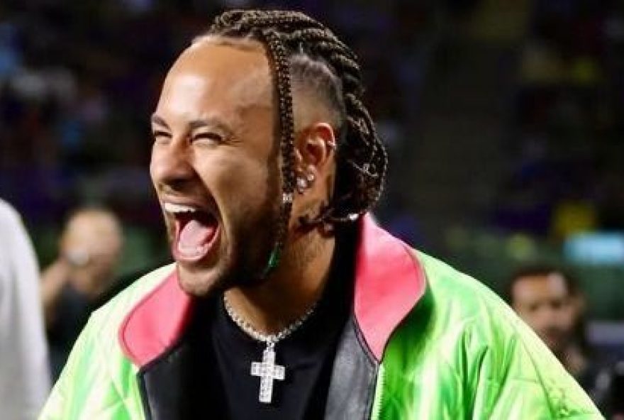 neymar-motiva-equipe-da-furia-antes-da-final-da-kings-league3A-22costas-grandes-para-aguentar-qualquer-porrada22