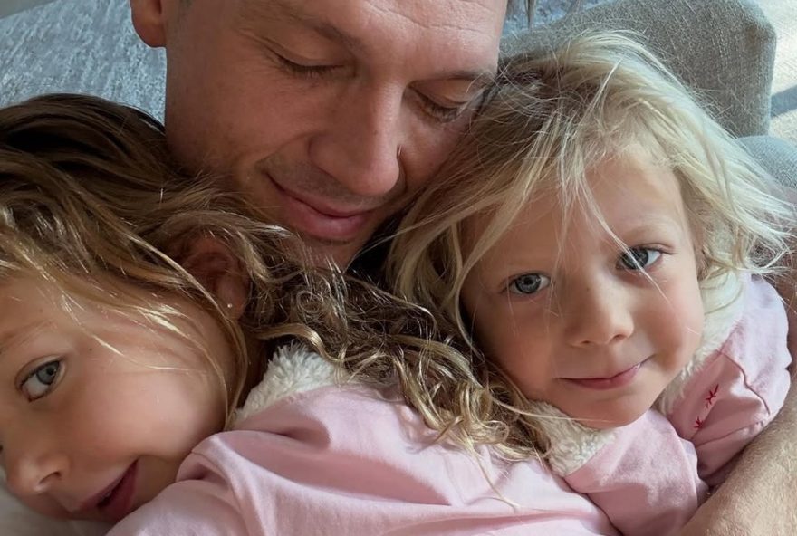 nick-carter-compartilha-momentos-especiais-ao-lado-dos-filhos-apos-retorno-do-the-town