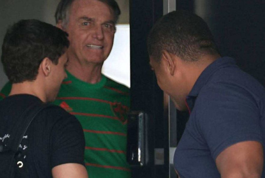 nikolas-acusa-globo-de-violacao-de-privacidade-apos-flagra-em-visita-a-bolsonaro