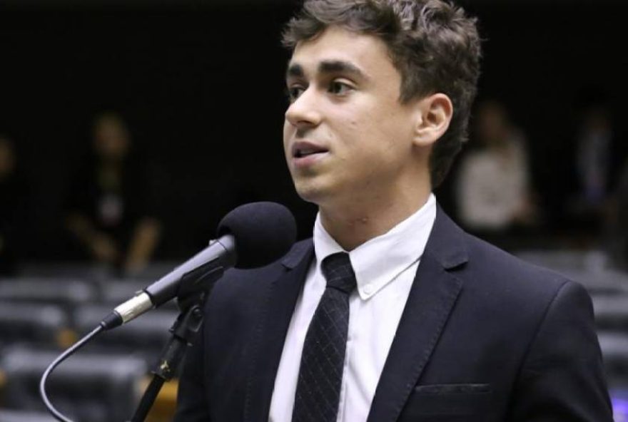 nikolas-ferreira-critica-desfile-em-homenagem-a-lula-no-rio-e-cita-bolsonaro nikolas-ferreira-critica-desfile-em-homenagem-a-lula-no-rio-e-cita-bolsonaro