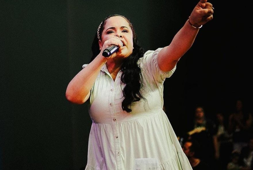 noite-gospel-no-polo-azulao3A-cassiane-e-yonara-medeiros-se-apresentam-no-sao-joao-de-caruaru-grandes-emocoes-e-fe-em-uma-programacao-especial