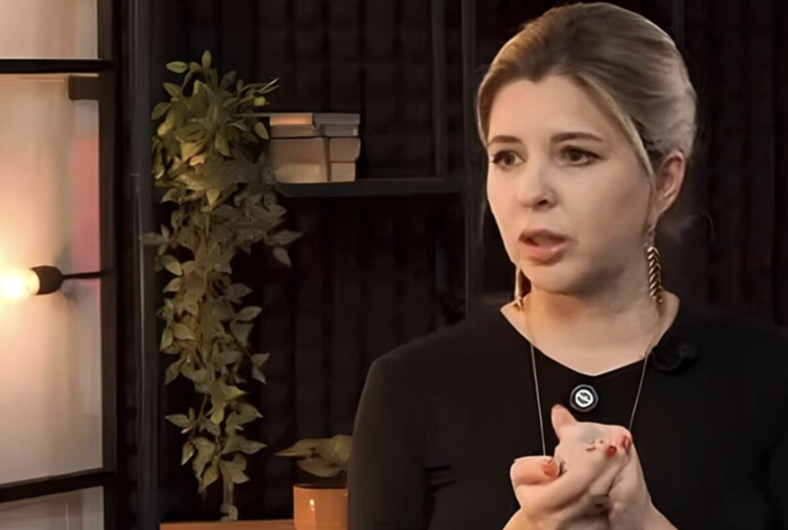 noiva-de-ex-chanceler-da-ucrania-sugere-usar-vibradores-para-se-aquecer-durante-apagoes3A-polemica-em-meio-a-crise-energetica noiva-de-ex-chanceler-da-ucrania-sugere-usar-vibradores-para-se-aquecer-durante-apagoes3A-polemica-em-meio-a-crise-energetica