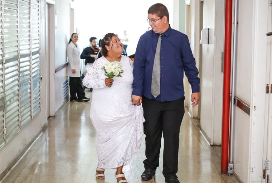 noiva-internada-casamento-improvavel-na-santa-casa-de-lins3A-uma-historia-de-superacao-e-emocao noiva-internada-casamento-improvavel-na-santa-casa-de-lins3A-uma-historia-de-superacao-e-emocao