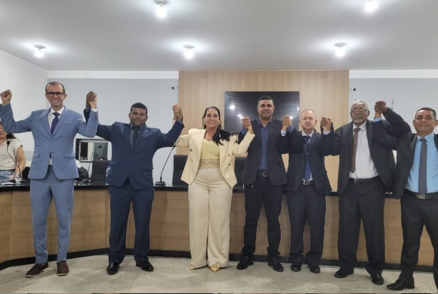 nova-eleicao-define-magna-lucia-como-presidente-da-camara-de-rafael-jambeiro
