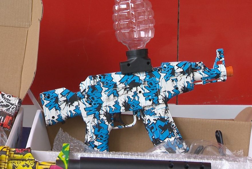 nova-lei-proibe-venda-e-producao-de-gel-blasters-no-rio-de-janeiro3A-entenda-os-motivos-e-implicacoes-da-medida nova-lei-proibe-venda-e-producao-de-gel-blasters-no-rio-de-janeiro3A-entenda-os-motivos-e-implicacoes-da-medida