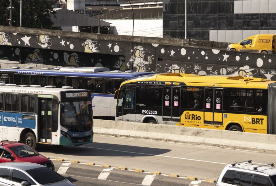 nova-padronizacao-visual-dos-onibus-do-rio-de-janeiro-amarelo-como-cor-predominante nova-padronizacao-visual-dos-onibus-do-rio-de-janeiro-amarelo-como-cor-predominante