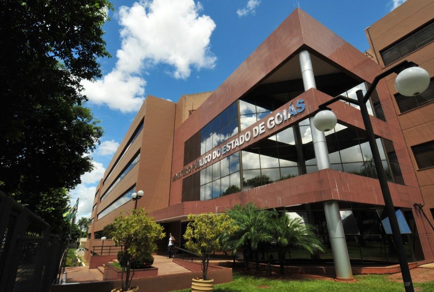 novo-concurso-do-ministerio-publico-de-goias-oferece-salario-de-r24-42C5-mil