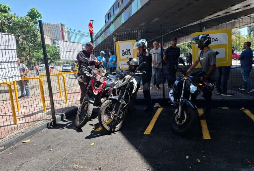 novo-decreto-no-rio3A-regras-para-apps-e-entregadores-de-moto novo-decreto-no-rio3A-regras-para-apps-e-entregadores-de-moto