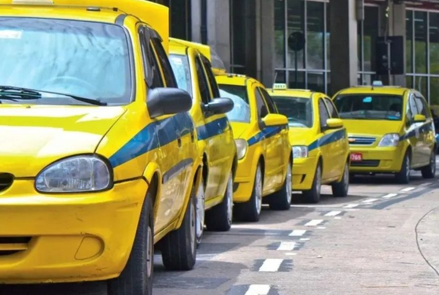 novo-taxi.rio-para-ios3A-comunicacao-facilitada-entre-passageiros-e-motoristas