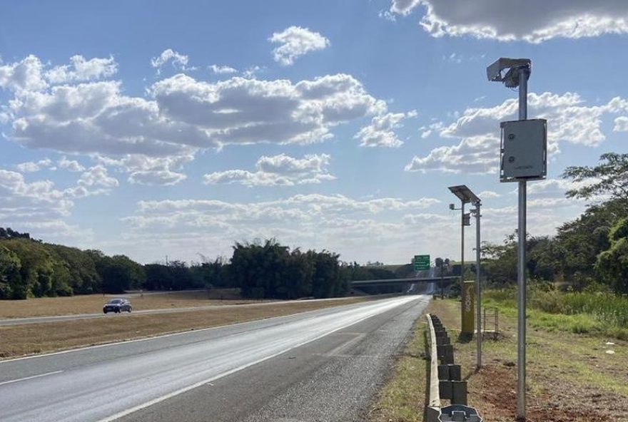 novos-radares-em-operacao3A-rodovias-de-araraquara-e-sao-carlos.-respeite-os-limites-de-velocidade-para-um-transito-mais-seguro-e-consciente