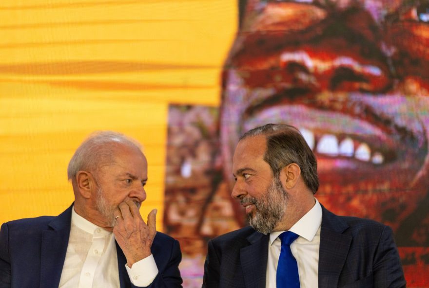 o-futuro-incerto-do-ministro-de-lula-no-palanque-de-2026