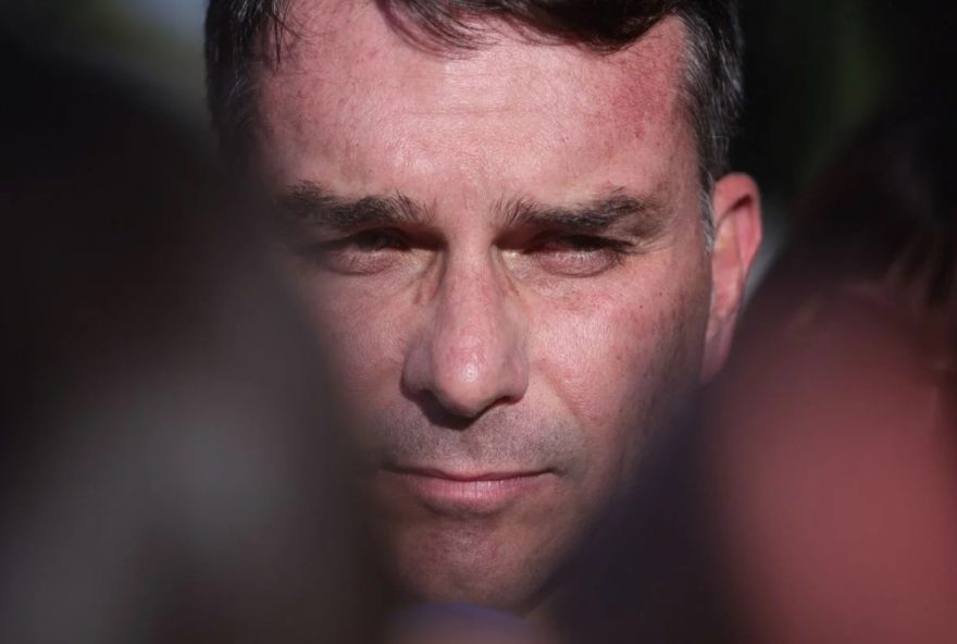 o-posicionamento-do-planalto-em-relacao-a-flavio-bolsonaro-como-possivel-candidato-a-presidencia o-posicionamento-do-planalto-em-relacao-a-flavio-bolsonaro-como-possivel-candidato-a-presidencia