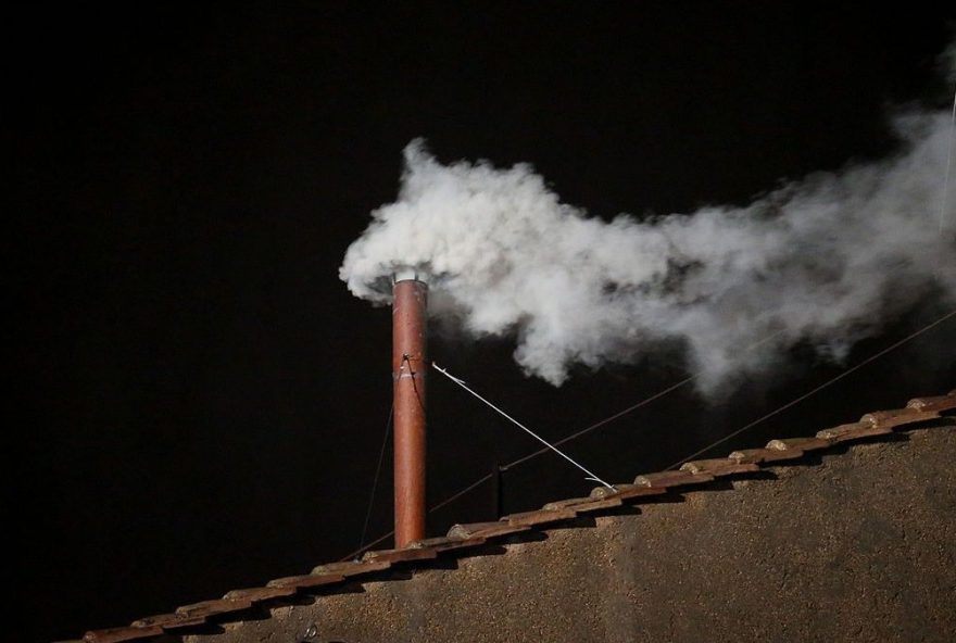 o-segredo-por-tras-da-fumaca-do-vaticano3A-descubra-como-e-escolhido-o-papa