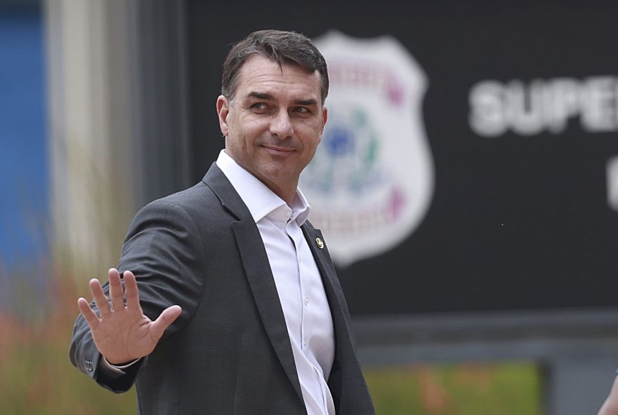 o-significado-da-subida-de-flavio-bolsonaro-nas-pesquisas o-significado-da-subida-de-flavio-bolsonaro-nas-pesquisas