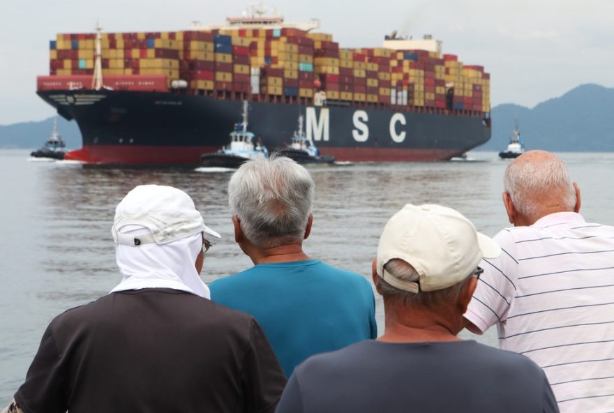 obra-para-dragagem-do-porto-de-santos-visando-navios-gigantes