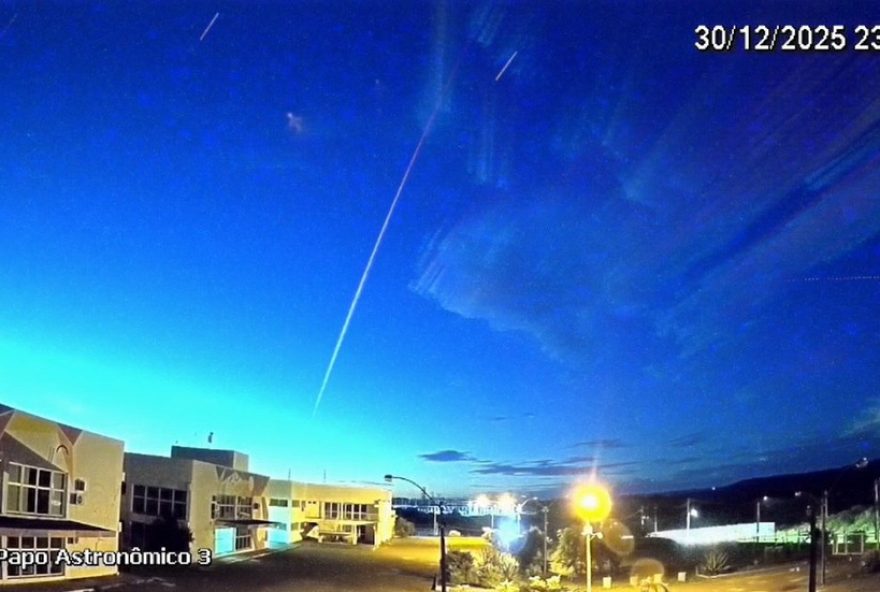 observatorio-registra-passagem-de-foguete-chines-sobre-o-brasil-na-noite-de-terca-feira observatorio-registra-passagem-de-foguete-chines-sobre-o-brasil-na-noite-de-terca-feira