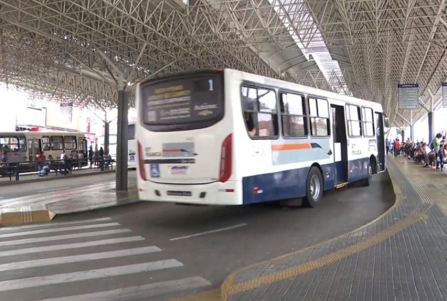 observatorio-social-alerta-prefeitura-de-franca-sobre-desgaste-de-pneus-em-onibus-publicos