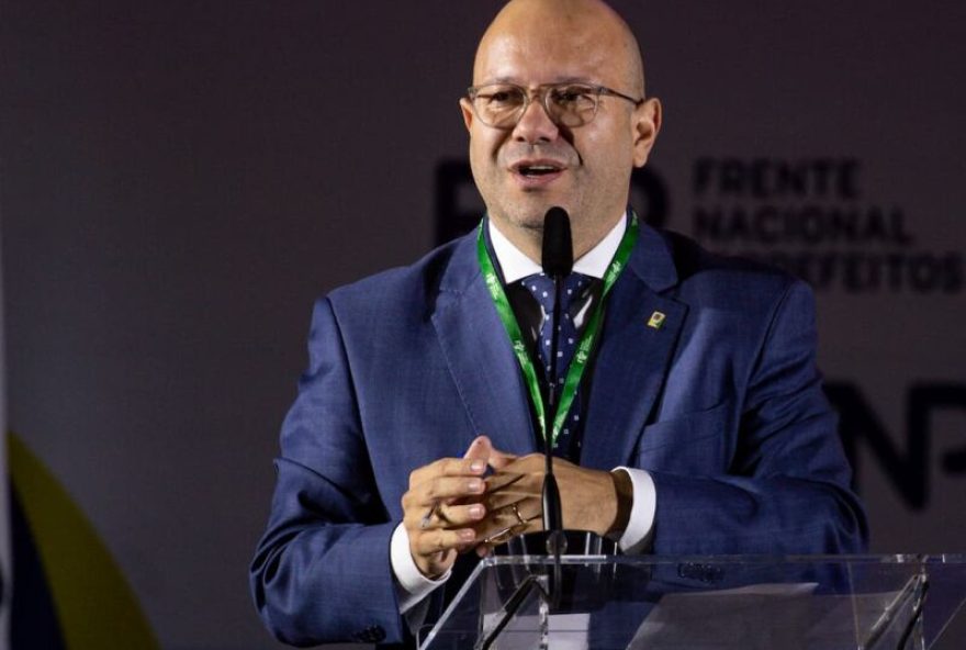 olavo-noleto-e-escolhido-por-lula-para-substituir-gleisi-na-sri olavo-noleto-e-escolhido-por-lula-para-substituir-gleisi-na-sri