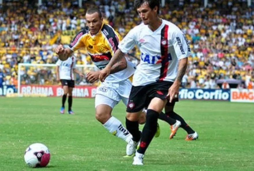 onde-estao-os-jogadores-do-acesso-de-criciuma-x-athletico-em-20123A-confira-agora