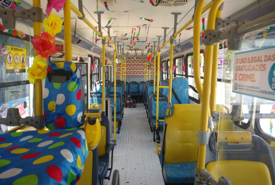 opcoes-de-transporte-para-o-carnaval-de-recife-e-olinda3A-onibus2C-estacionamento2C-taxi-e-app