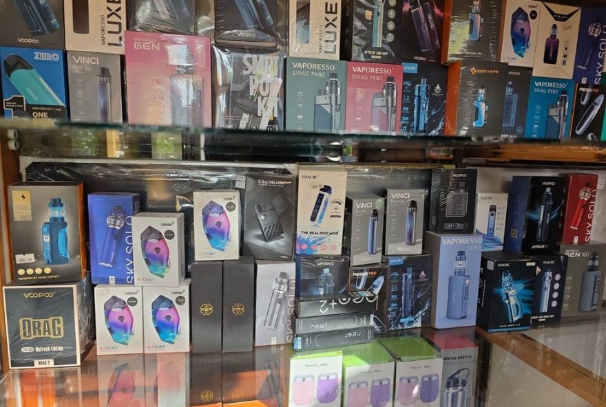 operacao-contra-vapor-2.03A-policia-federal-prende-homem-vendendo-cigarros-eletronicos-contrabandeados-em-acailandia operacao-contra-vapor-2.03A-policia-federal-prende-homem-vendendo-cigarros-eletronicos-contrabandeados-em-acailandia