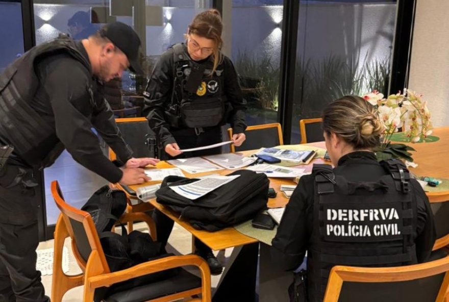 operacao-da-pc-cumpre-mandados-e-bloqueia-r2465-milhoes-em-esquema-de-desvio-de-cargas