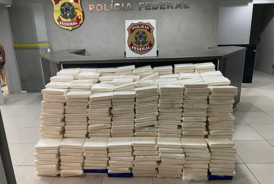 operacao-da-pf-resulta-na-apreensao-de-1-tonelada-de-cocaina-em-sao-jose-de-ribamar3A-4-suspeitos-presos-e-trafico-internacional-de-drogas-desarticulado