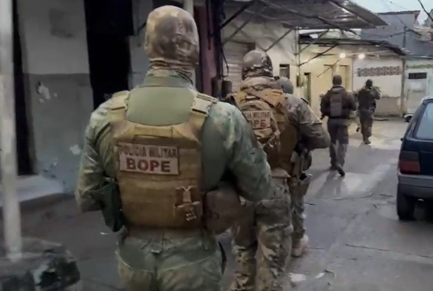 operacao-da-pmrj-no-complexo-da-pedreira-e-chapadao3A-combate-ao-crime-organizado-e-garantia-da-seguranca-na-zona-norte-do-rio-de-janeiro operacao-da-pmrj-no-complexo-da-pedreira-e-chapadao3A-combate-ao-crime-organizado-e-garantia-da-seguranca-na-zona-norte-do-rio-de-janeiro